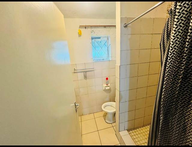 1 BEDROOM APARTMENT FOR SALE IN SCOTTSVILLE